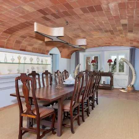 Villa Exquisite In The Empordà Costa Brava *