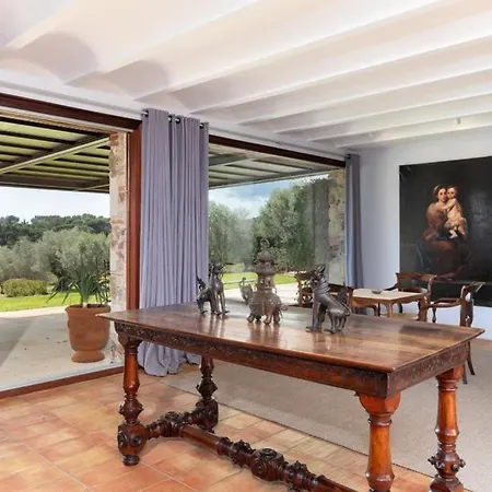 Exquisite In The Emporda Costa Brava Villa *