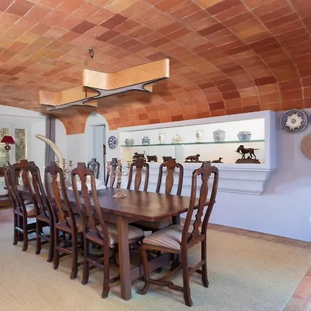 Exquisite In The Emporda Costa Brava Villa *